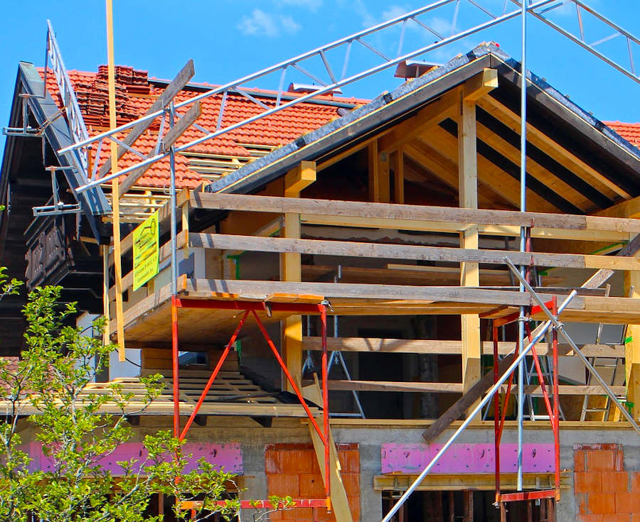 Affordable Expert Demolition services for residential and commercial demolition projects in the entire San Francisco Bay Area, complete demolition, deconstruction, selective demolition, concrete cutting services , swimming pool demolition services, commercial and residential demolition, we work with local homeowners on their te projects, offering